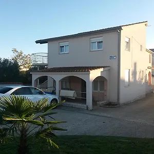 Apartman Turanj Apartament