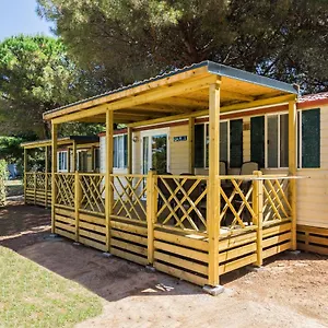 https://camping-adria-mobile-homes-in-brioni-sunny-camping.in-istria.net