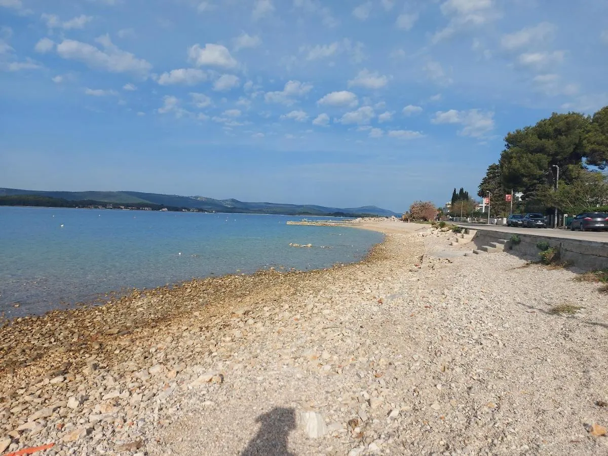 Apartman Lorna Turanj 0*,