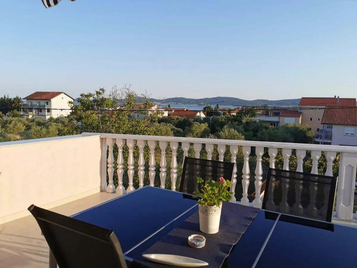 Apartament Apartman Lorna Turanj