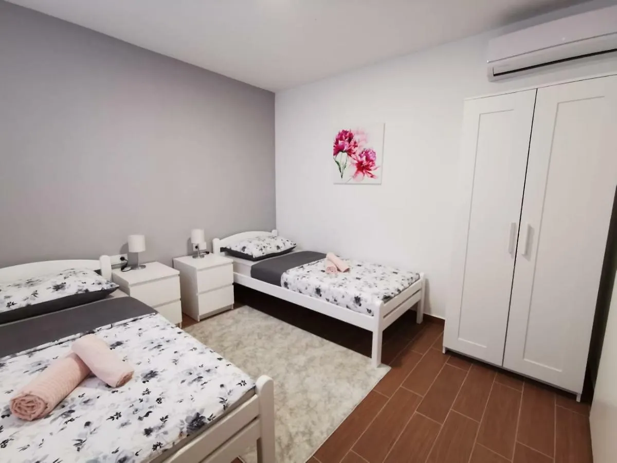 Apartament Apartman Lorna Turanj