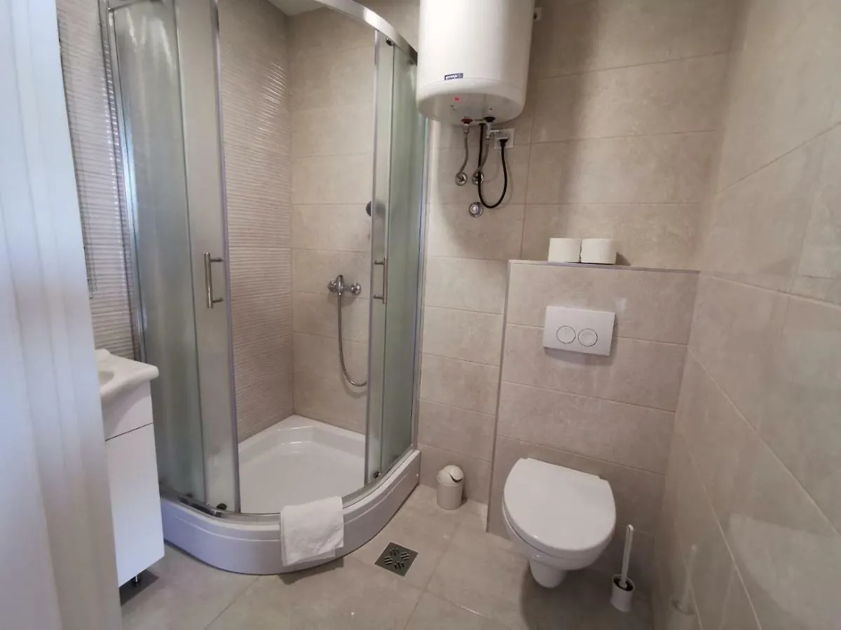 Apartman Lorna Turanj